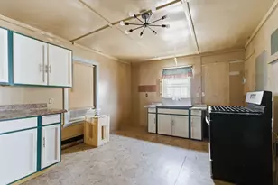 116 Irving St, Fall River, MA 02723 - Photo 2