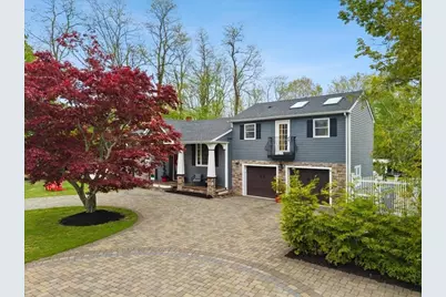 341 High St, Whitman, MA 02382 - Photo 2