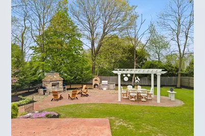 341 High St, Whitman, MA 02382 - Photo 4