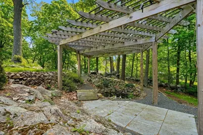 3 Whitman Pl, Beverly, MA 01915 - Photo 32