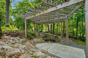 3 Whitman Pl, Beverly, MA 01915 - Photo 32