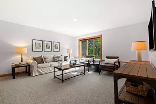 3 Whitman Pl, Beverly, MA 01915 - Photo 18
