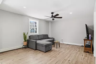 46 Smith St, Palmer, MA 01069 - Photo 6