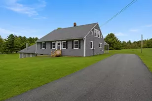 46 Smith St, Palmer, MA 01069 - Photo 2