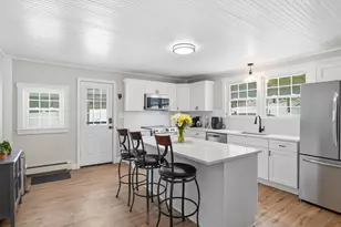 46 Smith St, Palmer, MA 01069 - Photo 16