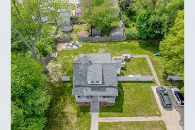 136 Collins St, Attleboro, MA 02703 - Photo 10