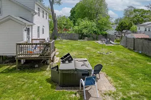 136 Collins St, Attleboro, MA 02703 - Photo 16