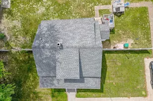 136 Collins St, Attleboro, MA 02703 - Photo 12