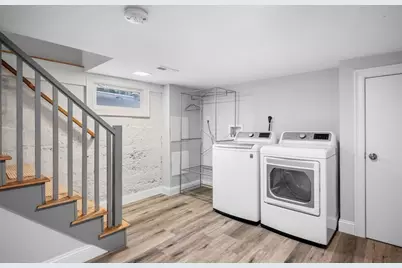 135 Bellingham St, Chelsea, MA 02150 - Photo 28