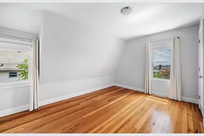 135 Bellingham St, Chelsea, MA 02150 - Photo 20