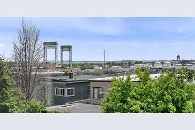 135 Bellingham St, Chelsea, MA 02150 - Photo 22