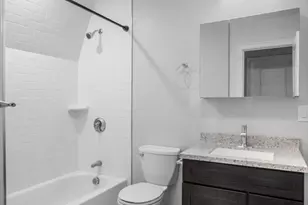 135 Bellingham St, Chelsea, MA 02150 - Photo 16