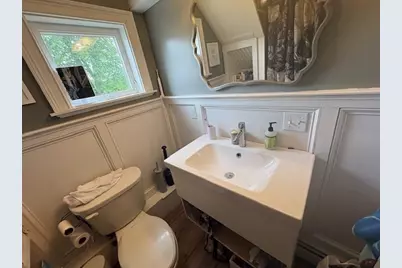 21 Harold Ave, Gloucester, MA 01930 - Photo 6