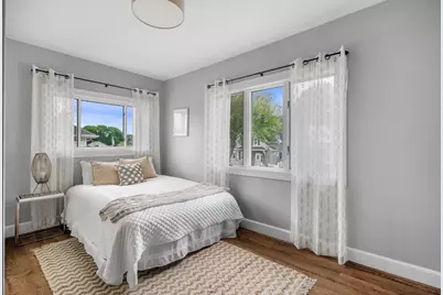 8 Baker Ave, Beverly, MA 01915 - Photo 18