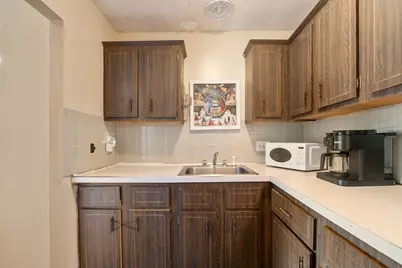 135 Winthrop St #4A, Framingham, MA 01702 - Photo 10