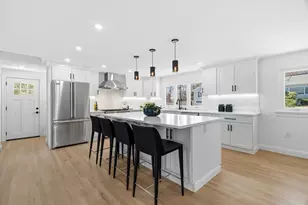 171 Shaw Rd, Brookline, MA 02467 - Photo 6