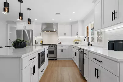 171 Shaw Rd, Brookline, MA 02467 - Photo 4