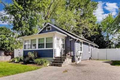 22 Douglas Rd, Ashland, MA 01721 - Photo 2