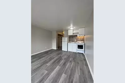 1159 Dwight Street #G, Holyoke, MA 01040 - Photo 2