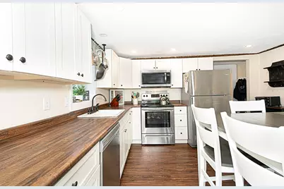 11 Cider Mill Rd, North Brookfield, MA 01535 - Photo 16