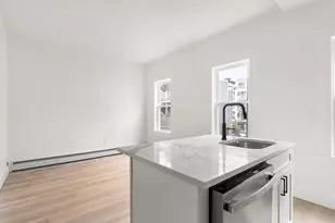 467 E 3rd St, Boston, MA 02127 - Photo 6