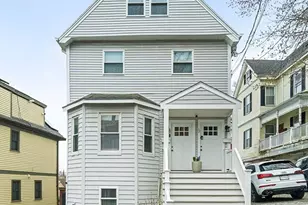 30-32 Oakland St, Newton, MA 02458 - Photo 2