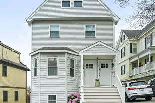 30-32 Oakland St, Newton, MA 02458 - Photo 2