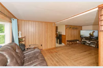 330 Mount Wayte Ave, Framingham, MA 01702 - Photo 8
