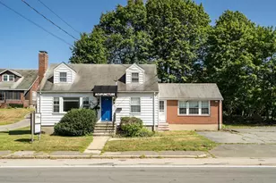 192 Lexington St, Woburn, MA 01801 - Photo 1