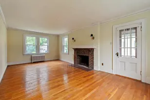 38 Bailey Rd, Arlington, MA 02476 - Photo 4