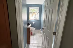 83 Seaver St, Wellesley, MA 02481 - Photo 6