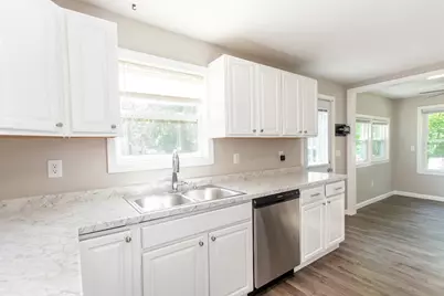 19 Prospect St #1, Kingston, MA 02364 - Photo 12