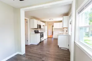 19 Prospect St, Kingston, MA 02364 - Photo 6