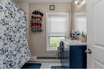 40 Falmouth St, Attleboro, MA 02703 - Photo 16