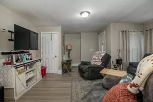 40 Falmouth St, Attleboro, MA 02703 - Photo 4