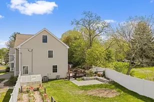 7 Eudora St, Haverhill, MA 01832 - Photo 34