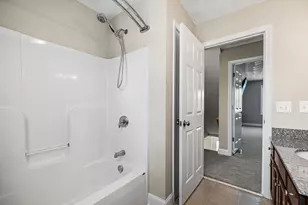 7 Eudora St, Haverhill, MA 01832 - Photo 18