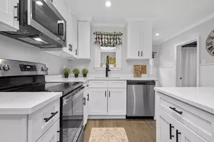 25 Lyman St, North Attleboro, MA 02760 - Photo 10