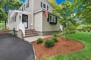 25 Lyman St, North Attleboro, MA 02760 - Photo 1