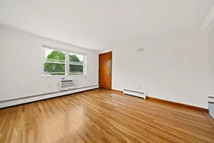 161 Neponset Valley Pkwy, Boston, MA 02136 - Photo 6