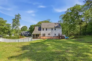 61 Indian Head Rd, Framingham, MA 01701 - Photo 6