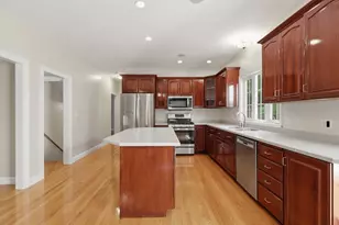 61 Indian Head Rd, Framingham, MA 01701 - Photo 8