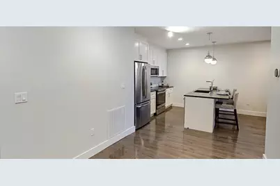 434 McGrath #307, Somerville, MA 02143 - Photo 4