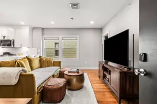 66 Falcon St, Boston, MA 02128 - Photo 4