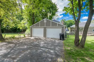 13 Munroe St, Northampton, MA 01060 - Photo 6