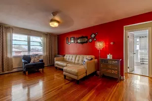 37 Montvale Ave, Woburn, MA 01801 - Photo 2