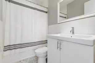 34 Coffey St, Boston, MA 02122 - Photo 20