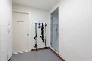 34 Coffey St, Boston, MA 02122 - Photo 32