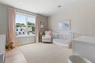 34 Coffey St, Boston, MA 02122 - Photo 22