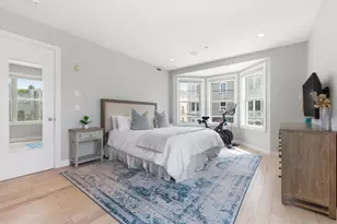 34 Coffey St, Boston, MA 02122 - Photo 16